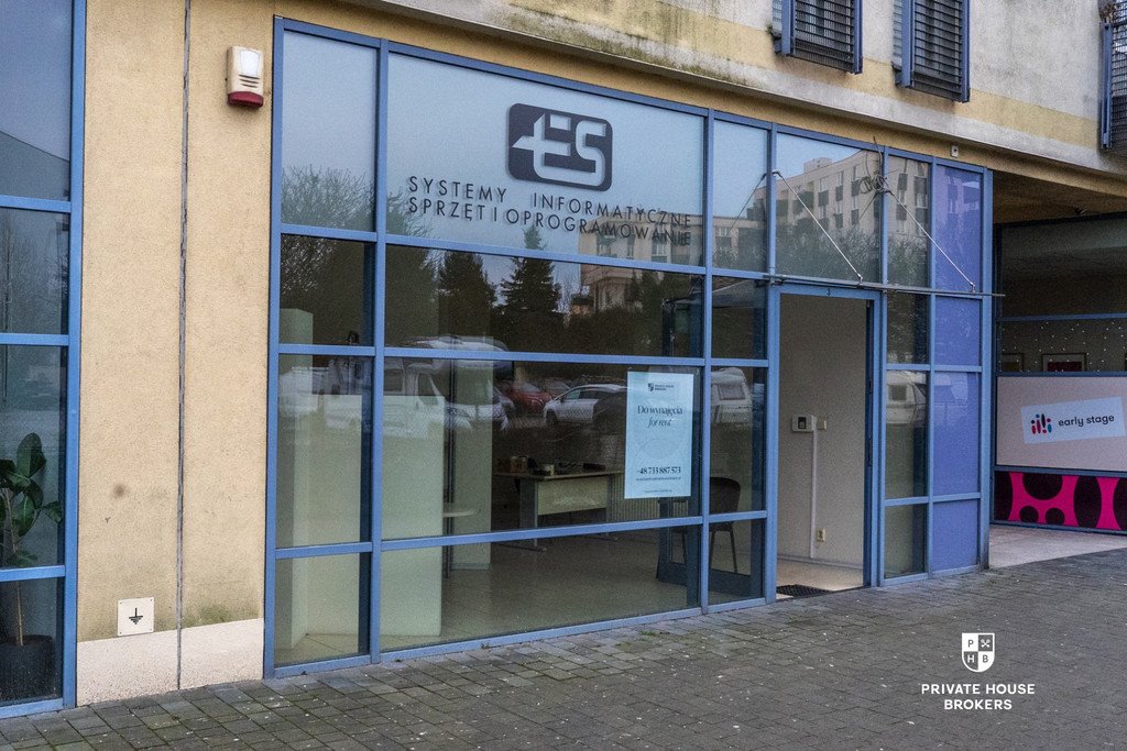 Lokal 61,9 m² w centrum Czyżyn – idealny na działalność Kraków, Czyżyny, Czyżyny, Osiedle 2 Pułku Lotniczego  62m2 Foto 1