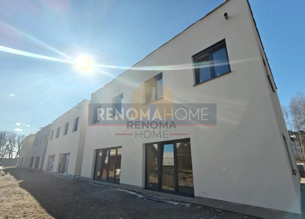 Nowoczesny dom 4 pokoi z ogrodem i garażem w Ratyńu Wrocław, Ratyń  105m2 Foto 1