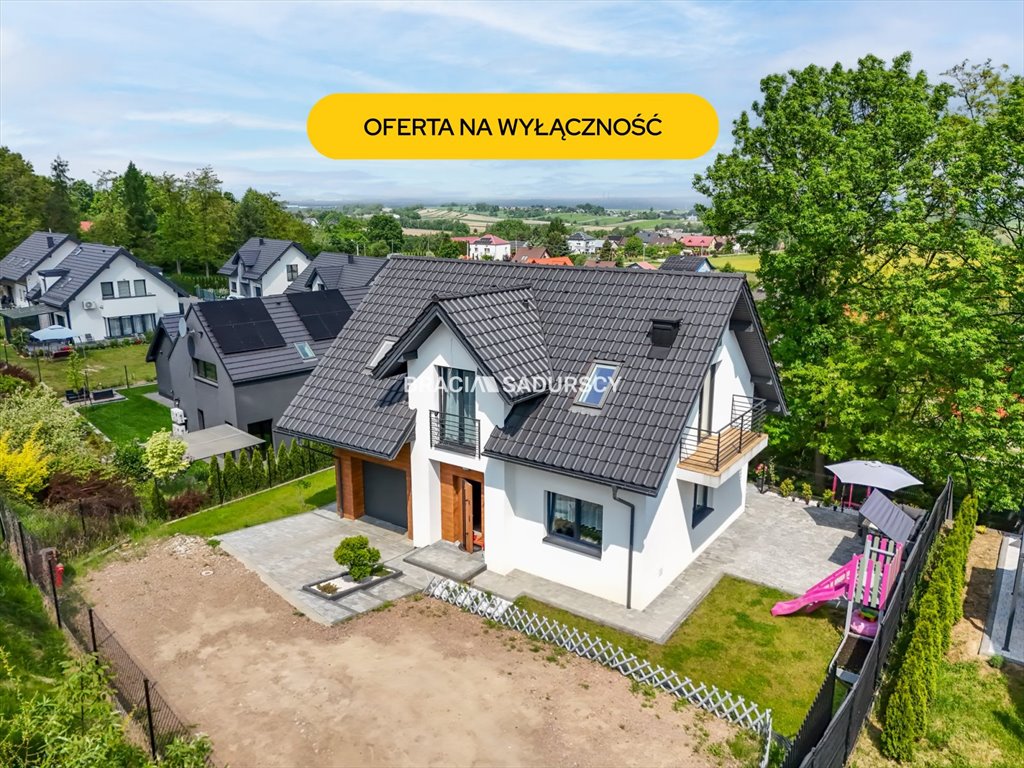 Do sprzedania dom wolnostojący z pięknym widokiem na Kraków: Zagórze