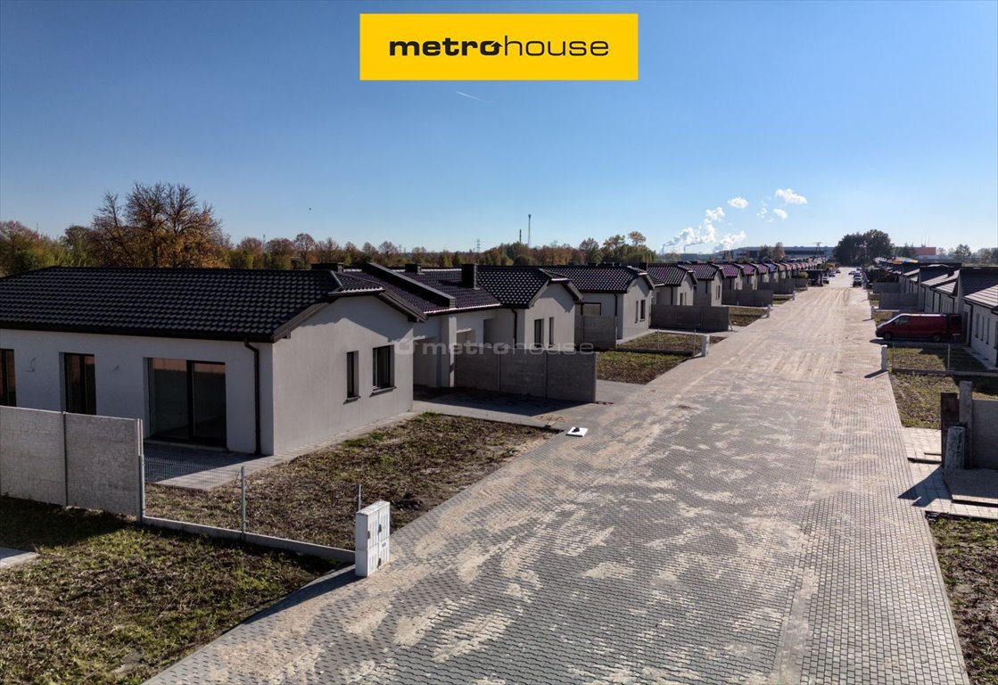 Nowoczesny dom 112 m² z garażem i ogrodem w Ławach Ławy  112m2 Foto 1