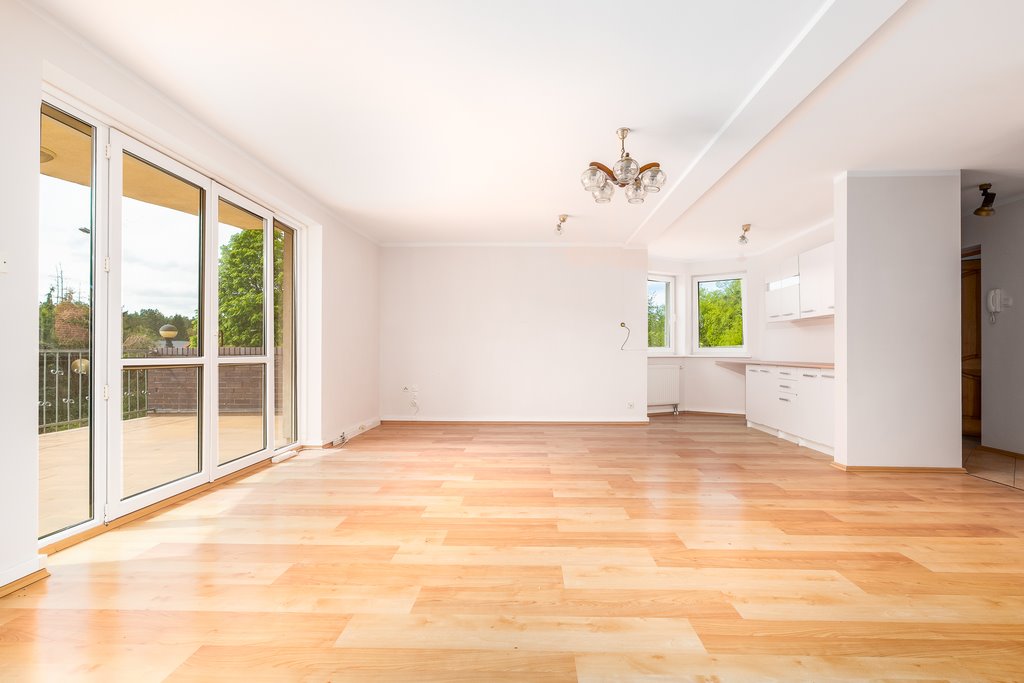 Duży dom 508 m² z potencjałem inwestycyjnym i garażami Bartoszewo  509m2 Foto 1