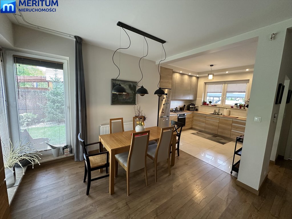 Segment skrajny z dużym ogrodem, tarasem i poddaszem 42 m2 Grodzisk Mazowiecki  135m2 Foto 1