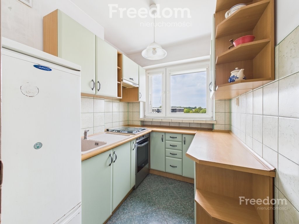 Mieszkanie trzypokojowe na sprzedaż Piła, Towarowa  48m2 Foto 1