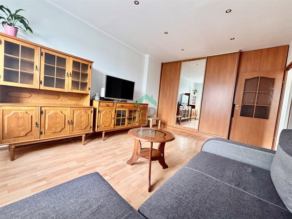 Sprzedam przestronne 49 m² mieszkanie 2 pokoje w Rakowie Częstochowa, Raków  49m2 Foto 1