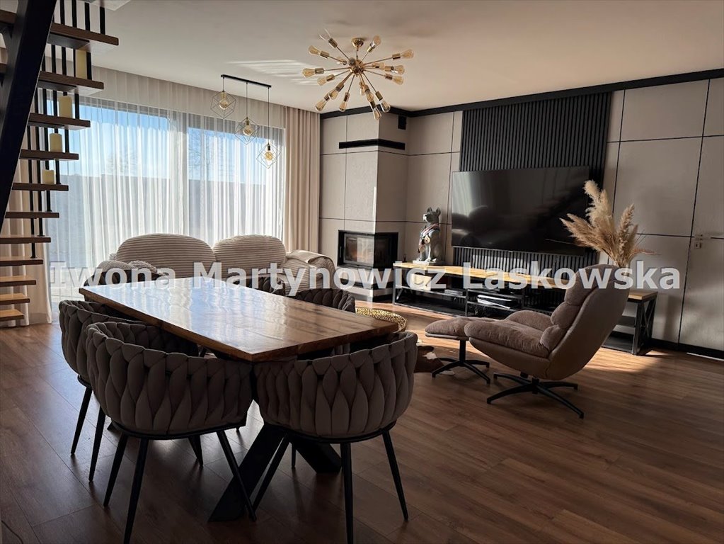 Nowoczesny dom 4 pok. z kominkiem i dużą działką Krzeczyn Wielki  134m2 Foto 1