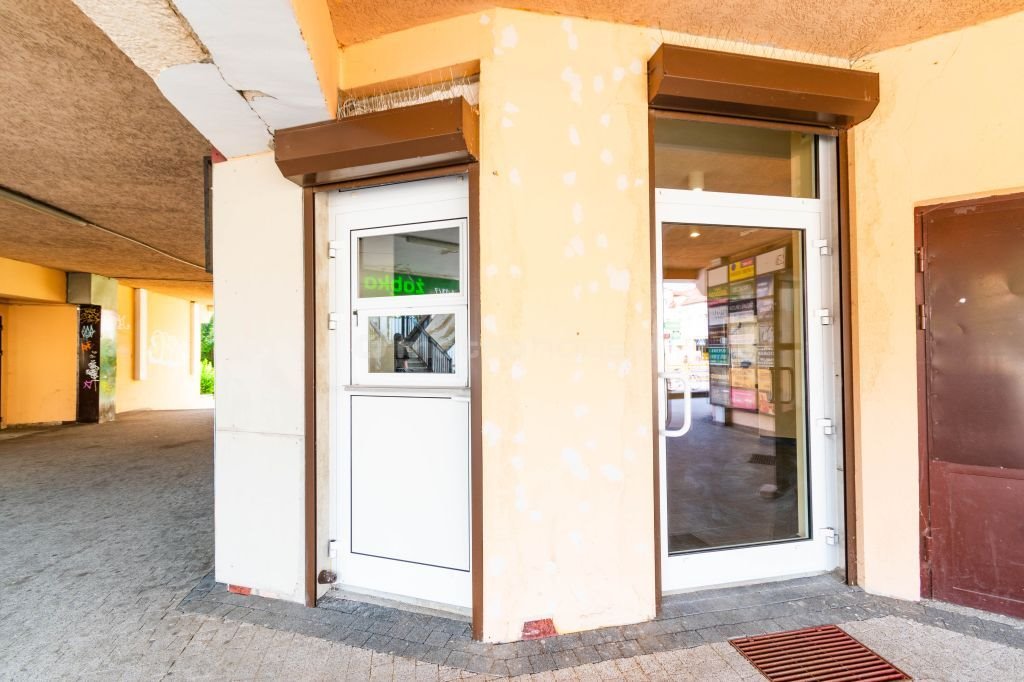 Lokal usługowy 21,3 m² w centrum Białegostoku - dwa wejścia Białystok, Centrum, Sienkiewicza  21m2 Foto 1