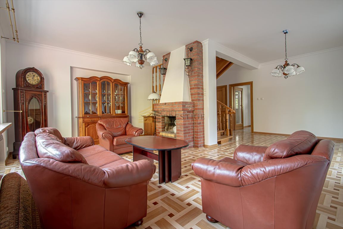 Przestronny segment z ogródkiem i niezależnym budynkiem w Mokotowie Warszawa, Mokotów  240m2 Foto 1