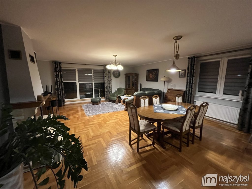 Dom na sprzedaż Połczyn-Zdrój  207m2 Foto 1