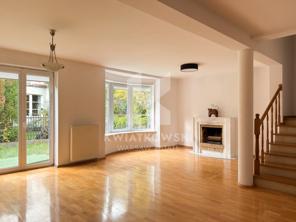 Przestronny dom 7 pokoi z ogródkiem i garażem w Wilanowie Warszawa, Wilanów, Syta  230m2 Foto 1