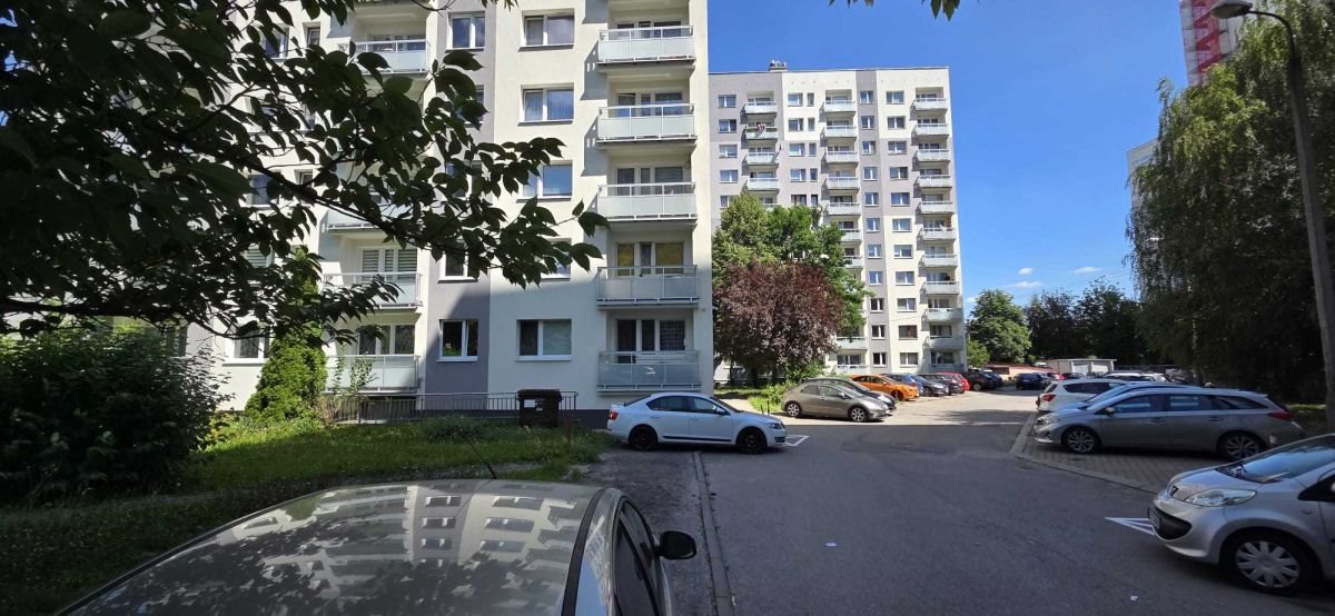 Polecam 45 m² mieszkanie z balkonem i piwnicą w Wełnowcu Katowice, Wełnowiec  45m2 Foto 1