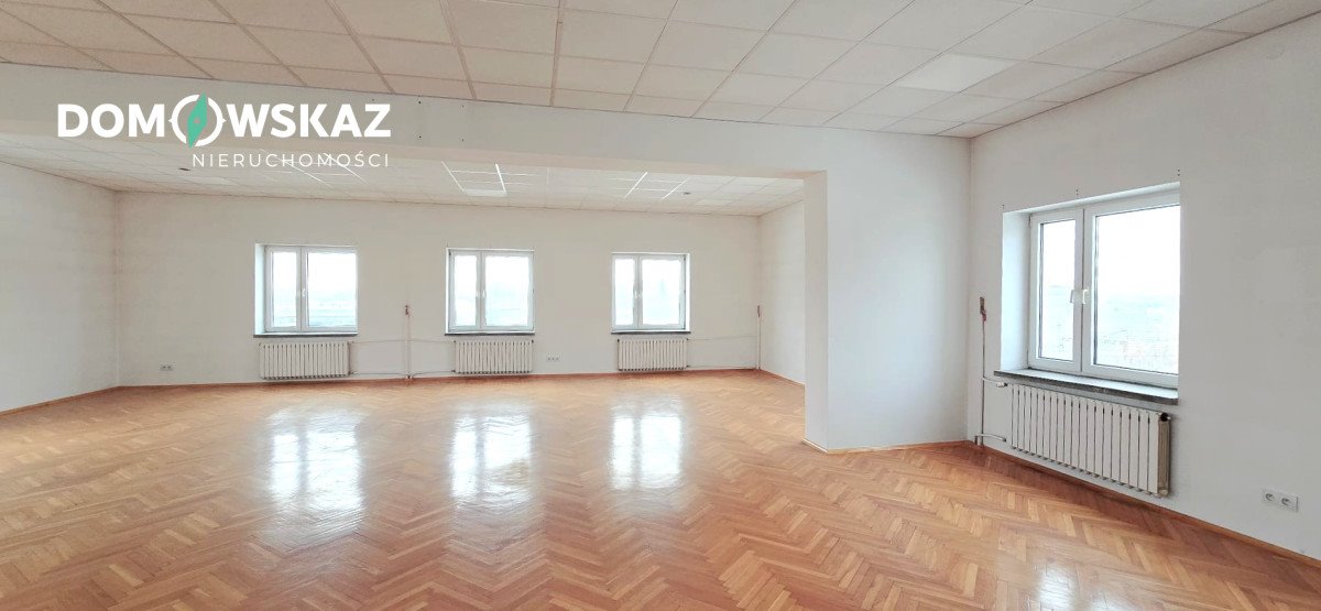 Lokal użytkowy na wynajem Myszków, Słowackiego  100m2 Foto 1