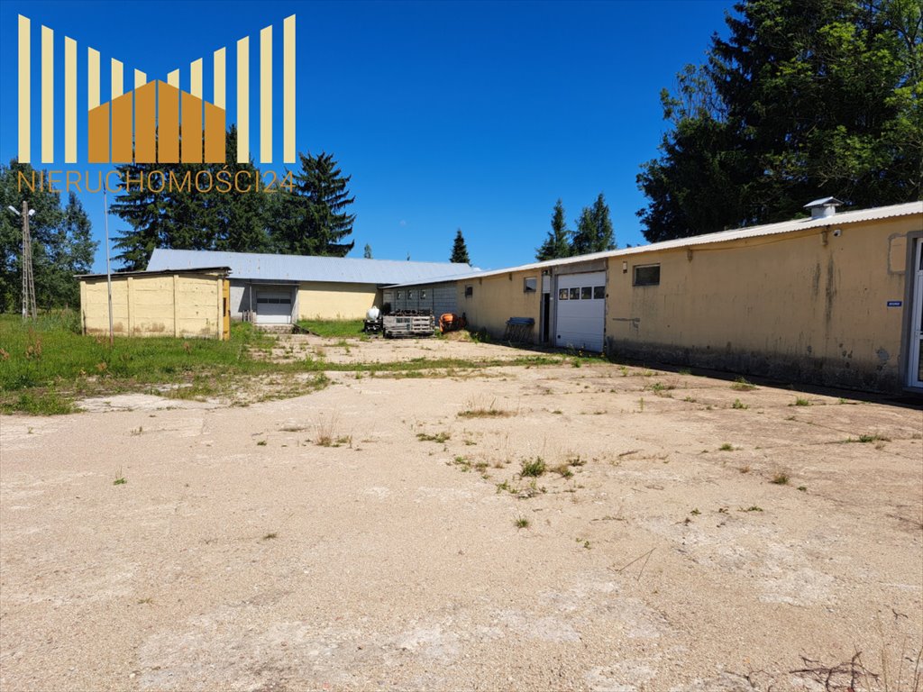 Na sprzedaż przestronny obiekt 1413 m² w Dobre z potencjałem: Dobre