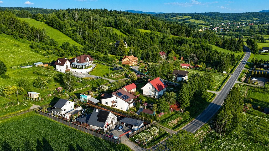 Ekskluzywny kompleks wypoczynkowy z SPA - dochodowy, 280 m² Uherce Mineralne  280m2 Foto 1