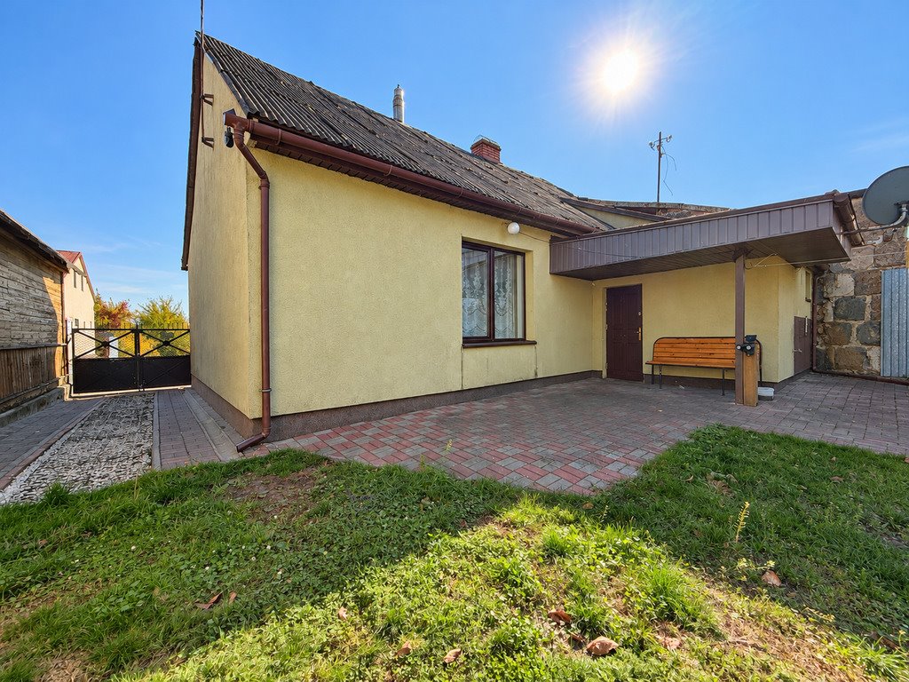 Sprzedam dom 80 m² z działką 774 m² w Rejowcu Rejowiec  80m2 Foto 1