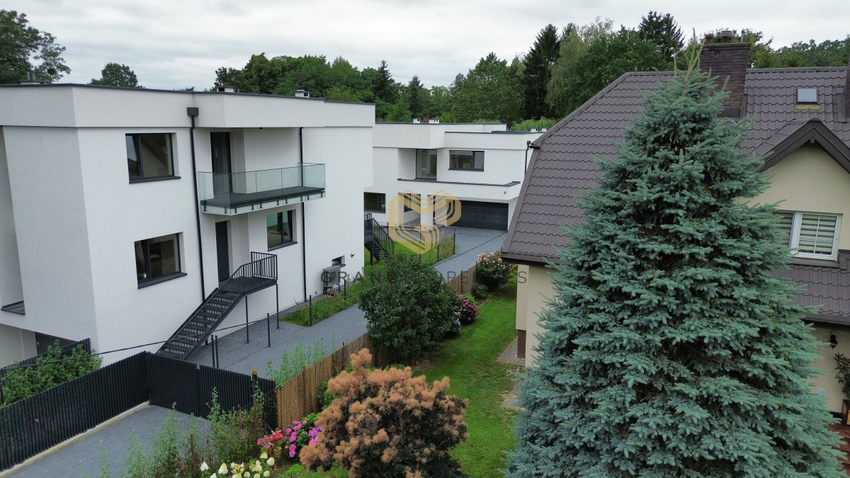 Nowoczesny dom 280 m2 z garażem w Konstancinie-Jeziornej Konstancin-Jeziorna  280m2 Foto 1