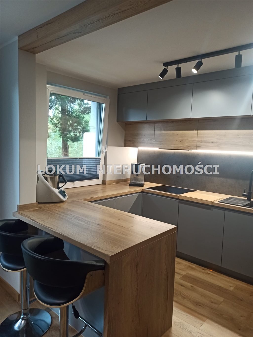 Mieszkanie trzypokojowe na sprzedaż Jastrzębie-Zdrój, Bogoczowiec  60m2 Foto 1