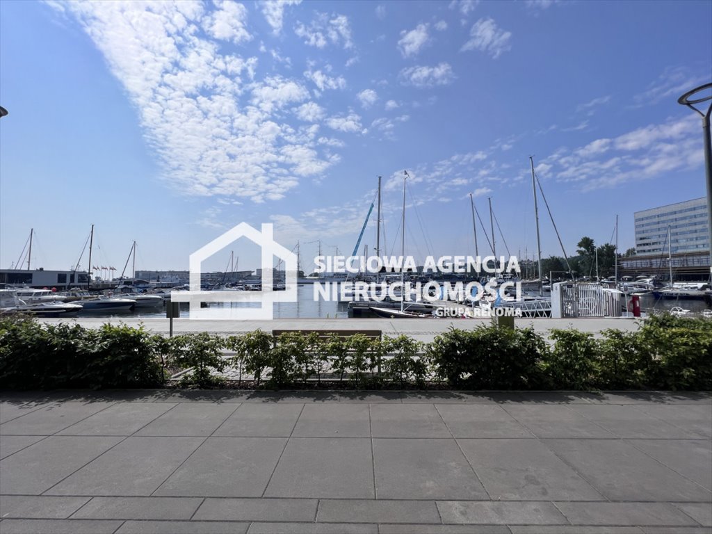 Zapraszam do wynajmu lokalu 53 m² z witrynami przy Marinie w Gdyni Gdynia, Śródmieście  53m2 Foto 1