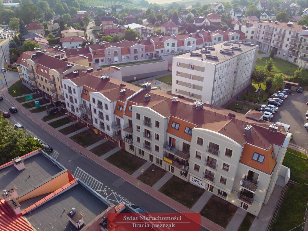 Lokal użytkowy na sprzedaż Trzebnica  65m2 Foto 2