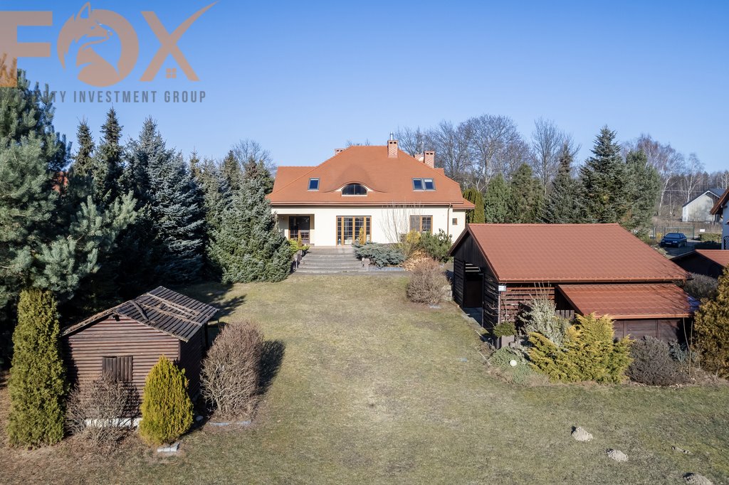 Przestronny dom z ogrodem, garażem i alarmem w Łodzi Łódź, Bałuty, Strykowska  268m2 Foto 1