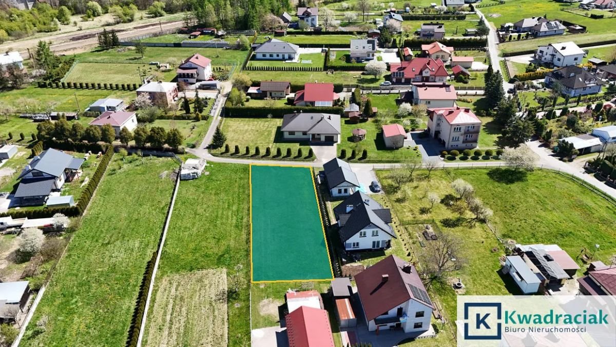 Polecam działkę 8 ar z mediami pod zabudowę mieszkaniową Targowiska  800m2 Foto 1