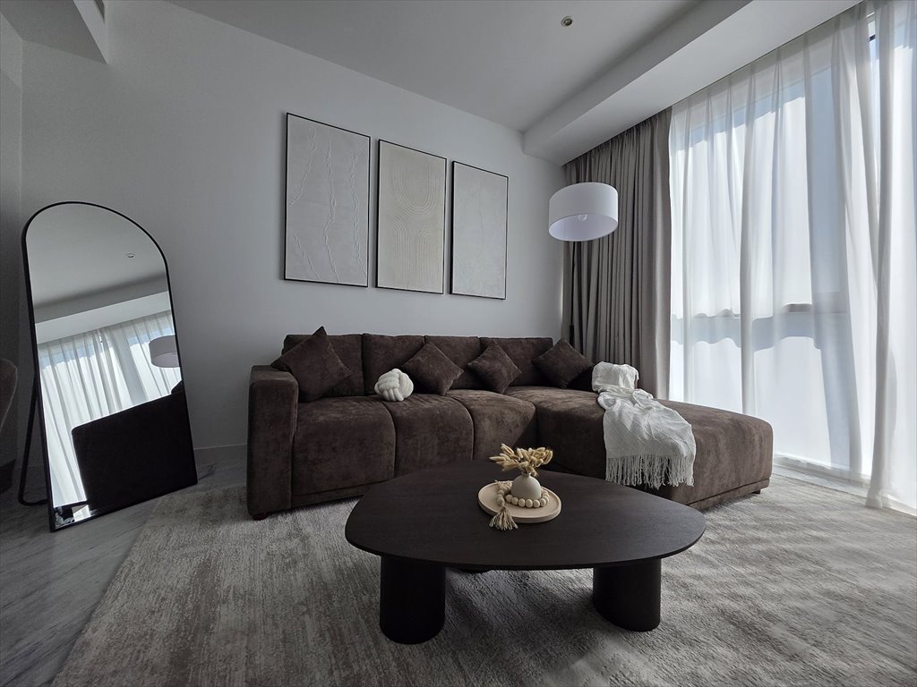 Umeblowany 1 pokój w centrum Dubaju, blisko atrakcji Zjednoczone Emiraty Arabskie, Business Bay, Business Bay, Business Bay, Dubaj  64m2 Foto 1