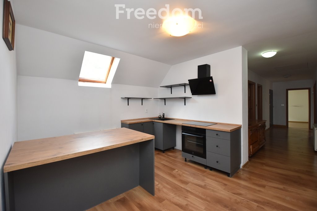 Lokal użytkowy na sprzedaż Ostrowiec Świętokrzyski  537m2 Foto 1