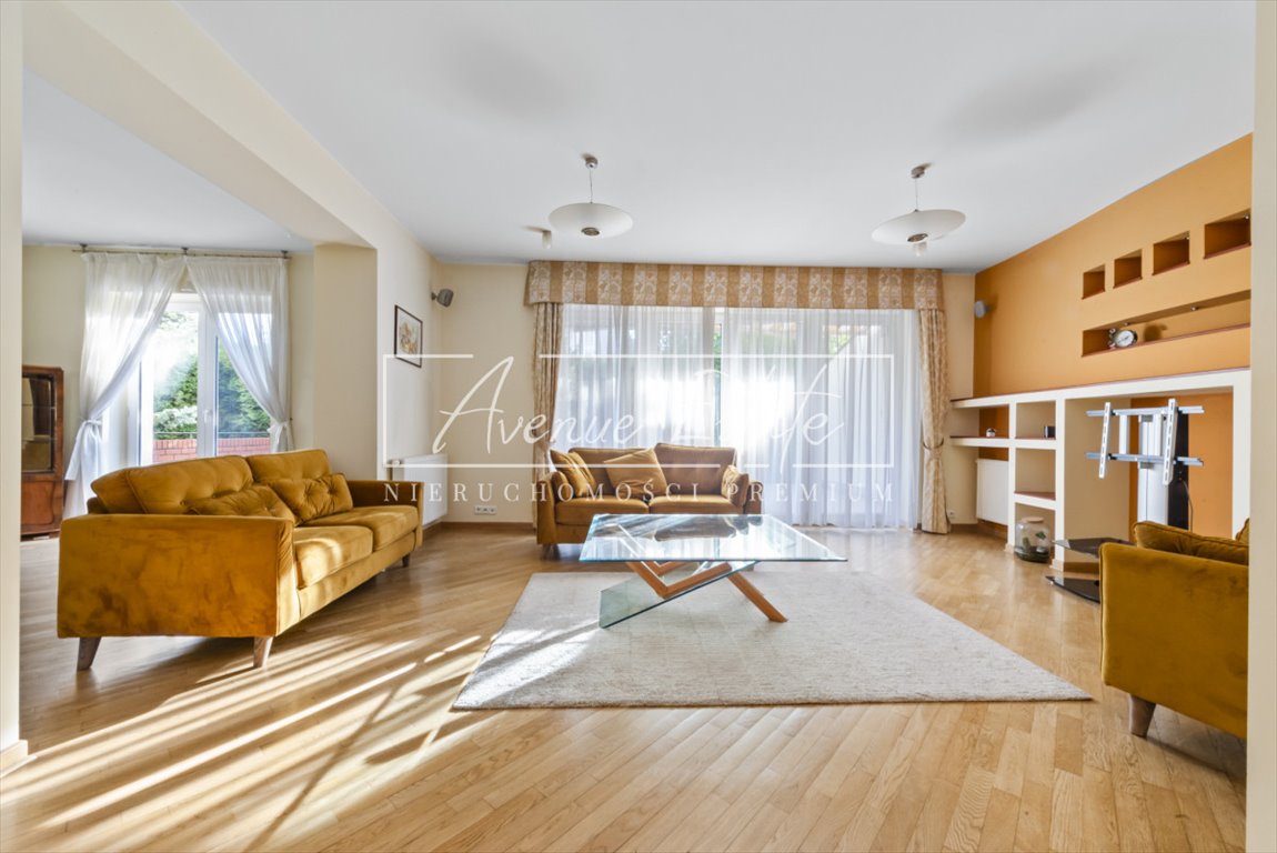 Przestronny dom bliźniak z tarasem i ogrodem w Wilanowie Warszawa, Wilanów, Królewicza Jakuba  350m2 Foto 1