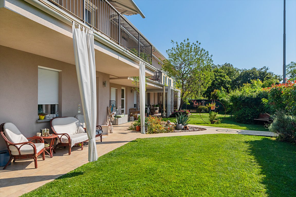 Dom na sprzedaż Włochy, Soiano del Lago  500m2 Foto 1