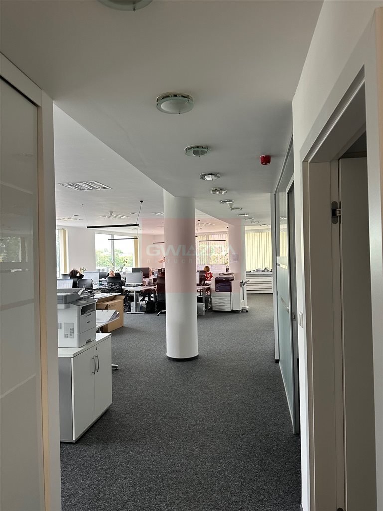 Na wynajem przestronny lokal biurowy 286 m² w Warszawie Warszawa, Praga-Południe  286m2 Foto 1