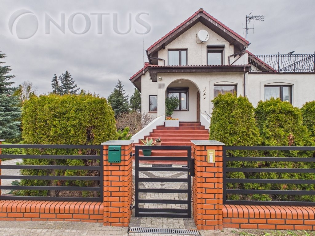 Stylowy dom 325 m² z dużym ogrodem i garażem Gniezno  232m2 Foto 1