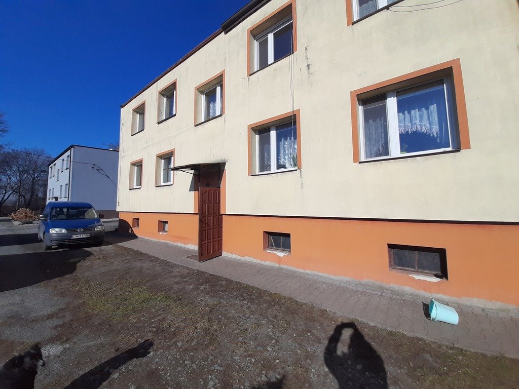 Mieszkanie czteropokojowe  na sprzedaż Głuchów Górny  69m2 Foto 1