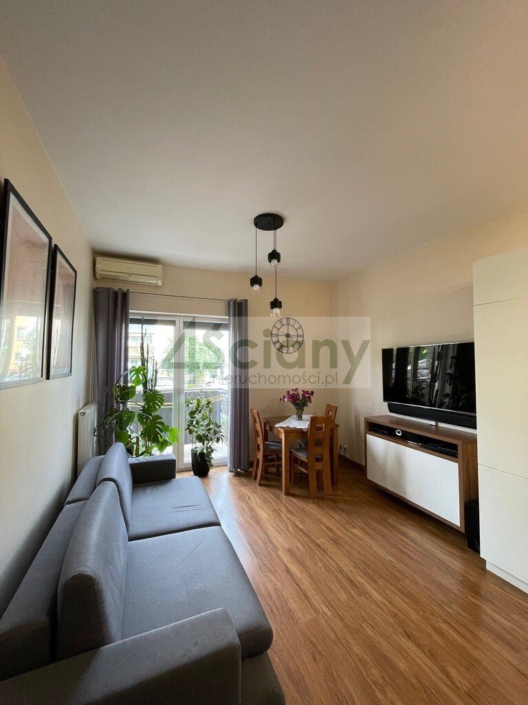 Mieszkanie trzypokojowe na sprzedaż Grójec, Józefa Wybickiego  59m2 Foto 1