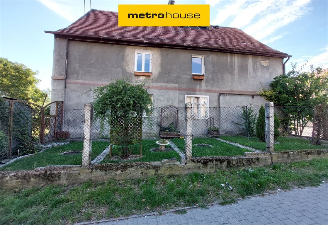 Duży dom z garażami i działką w centrum Kożuchowa Kożuchów, Okrzei  189m2 Foto 1