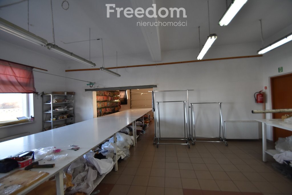 Lokal użytkowy na sprzedaż Wydrzyn  400m2 Foto 3