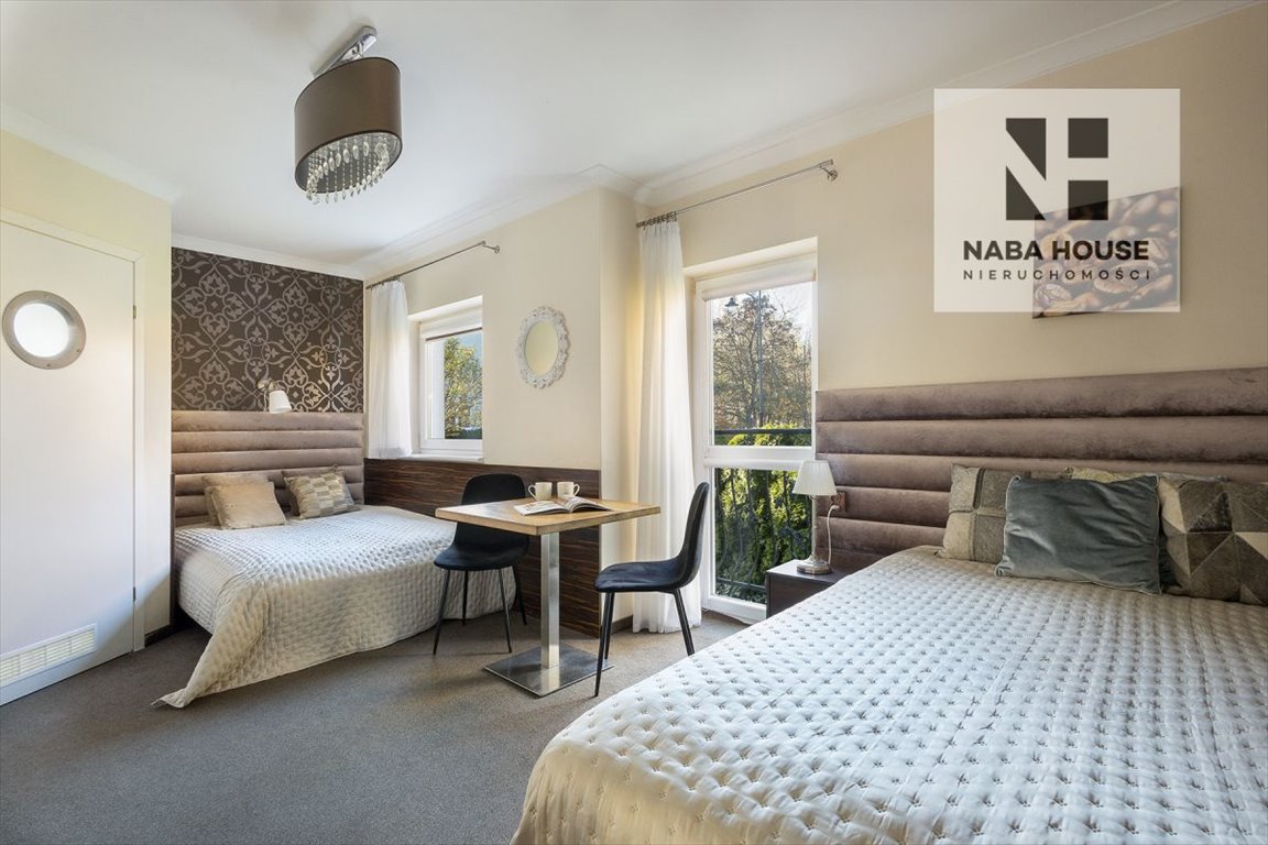 Atrakcyjny pensjonat 13 pokoi, blisko plaży i atrakcji Sopot  281m2 Foto 1