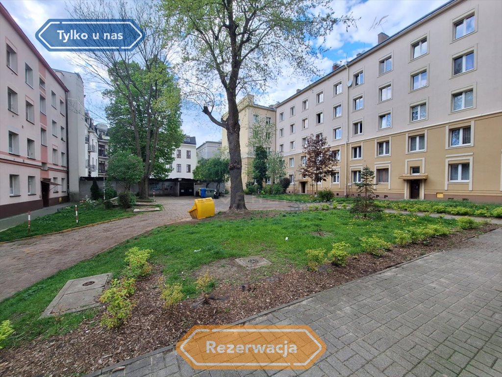 Kawalerka na sprzedaż Częstochowa, Śródmieście  28m2 Foto 1