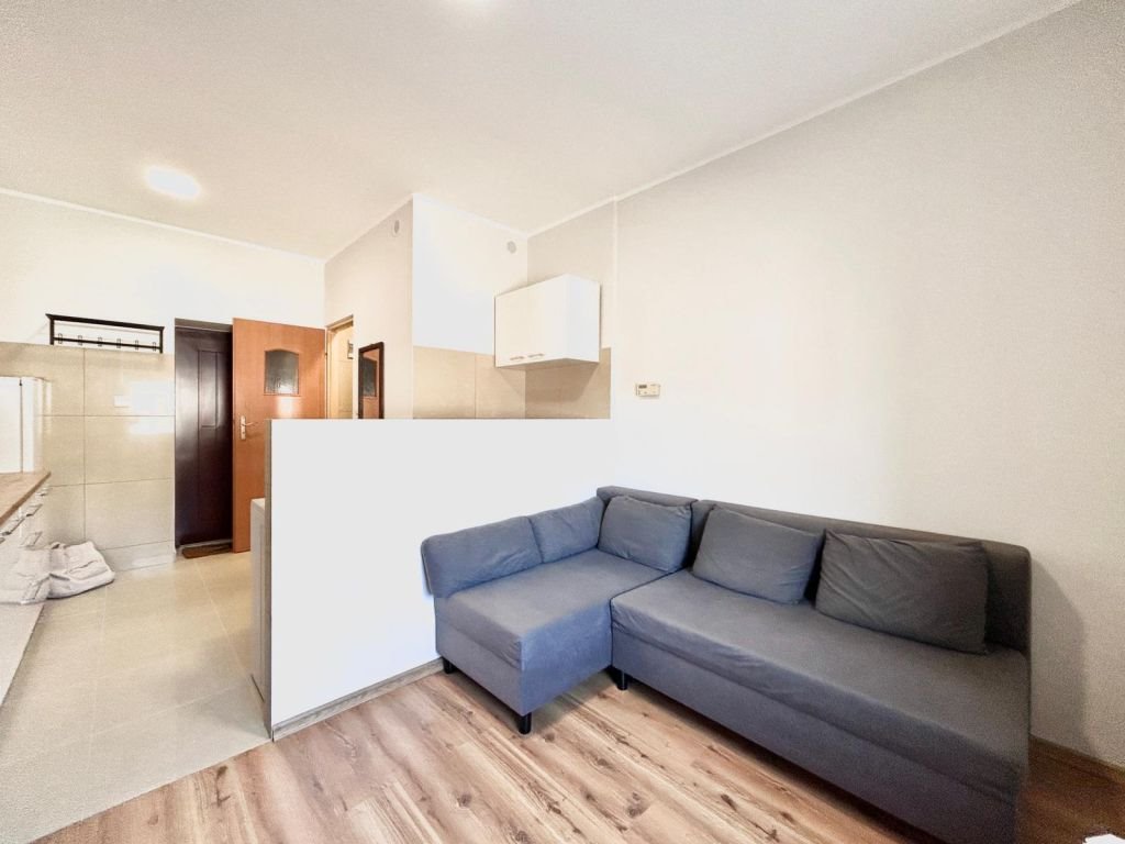Kawalerka po remoncie z komórką i niskimi kosztami - polecam! Pabianice, Stare Miasto, Kapliczna  21m2 Foto 1