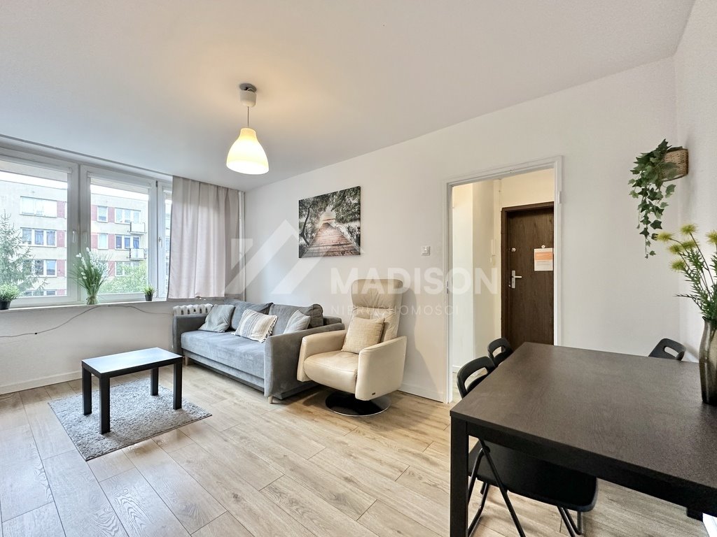 Mieszkanie czteropokojowe  na sprzedaż Warszawa, Targówek, Bródno, Suwalska  55m2 Foto 1