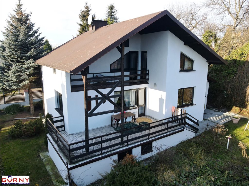Polecam przestronny dom 216 m² z garażem i tarasem w centrum Piotrkowa Piotrków Trybunalski, Centrum  216m2 Foto 1