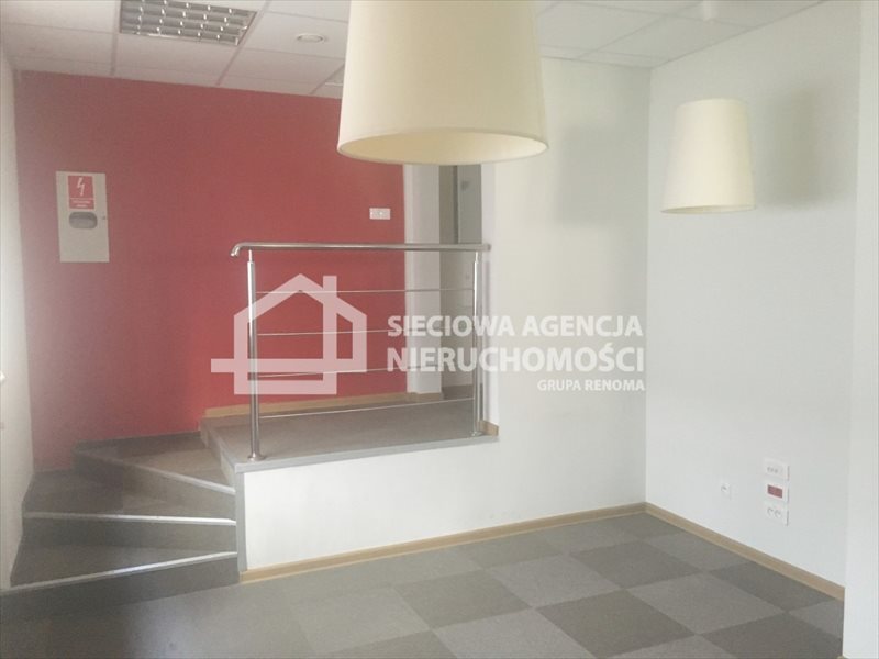 Na wynajem przestronny lokal handlowo-usługowy 308 m² w Gdyni Gdynia, Śródmieście  308m2 Foto 1