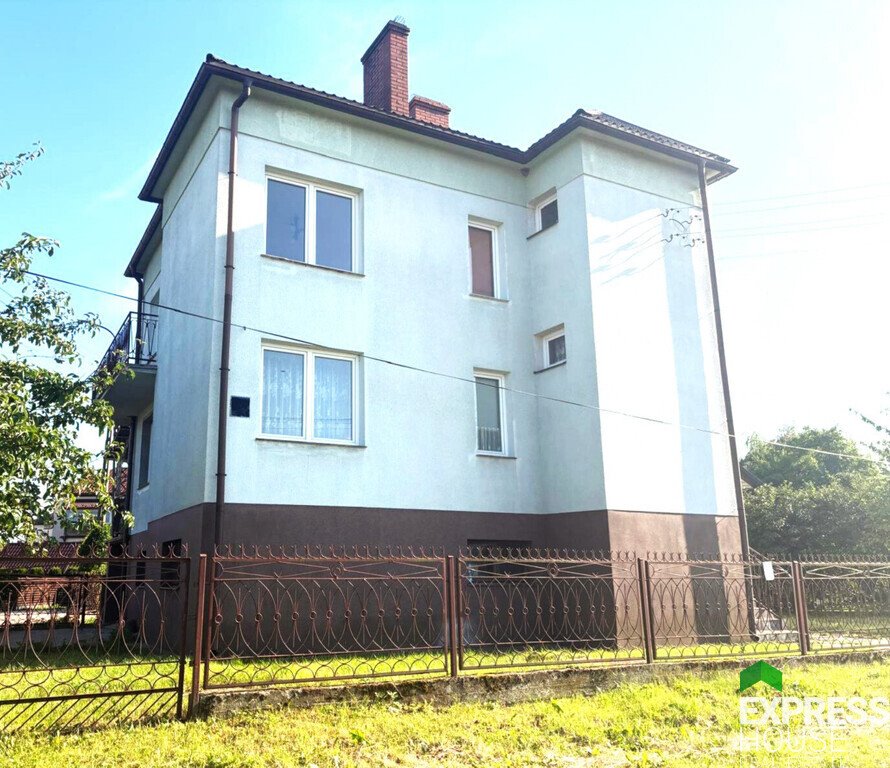 Dom wolnostojący 200 m2 z dużym tarasem i garażem Bielsk Podlaski, Kowalska  200m2 Foto 1