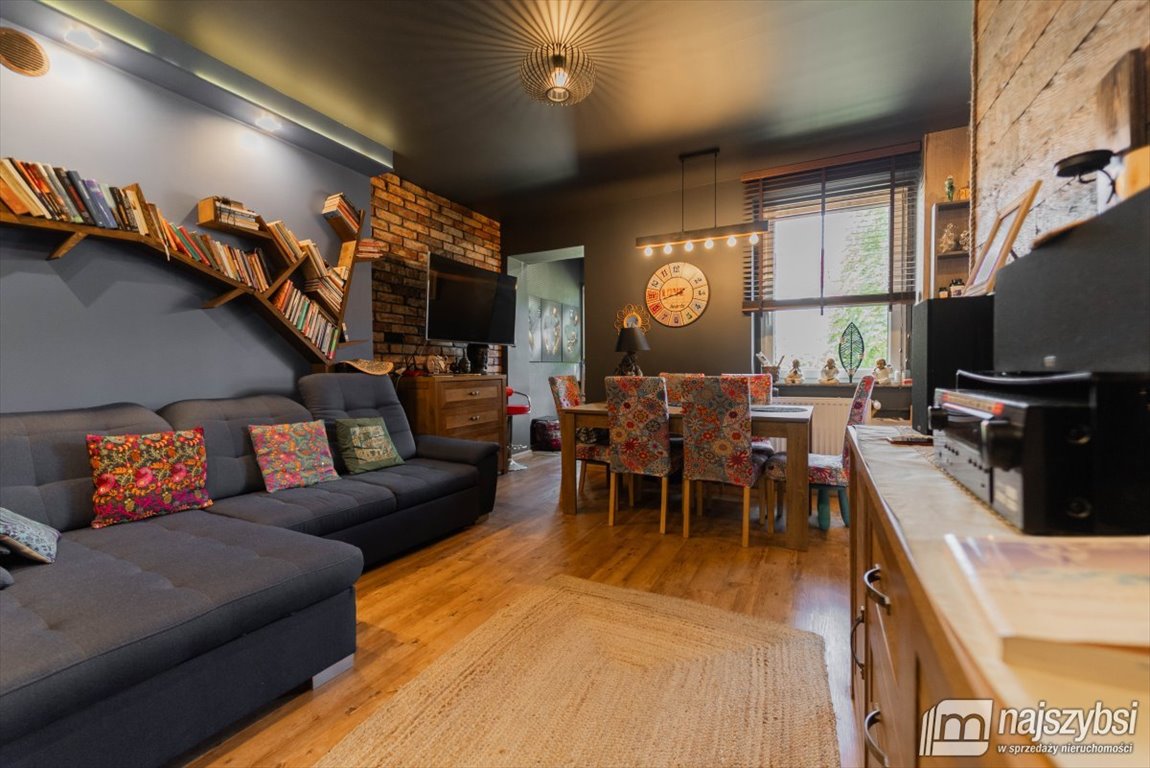 Mieszkanie dwupokojowe na sprzedaż Świnoujście  60m2 Foto 1