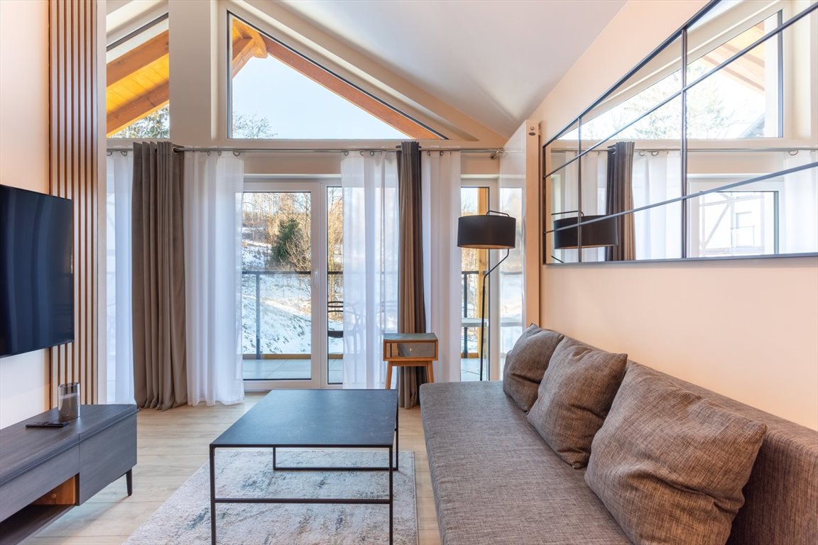 Mieszkanie trzypokojowe na sprzedaż Szklarska Poręba  35m2 Foto 1