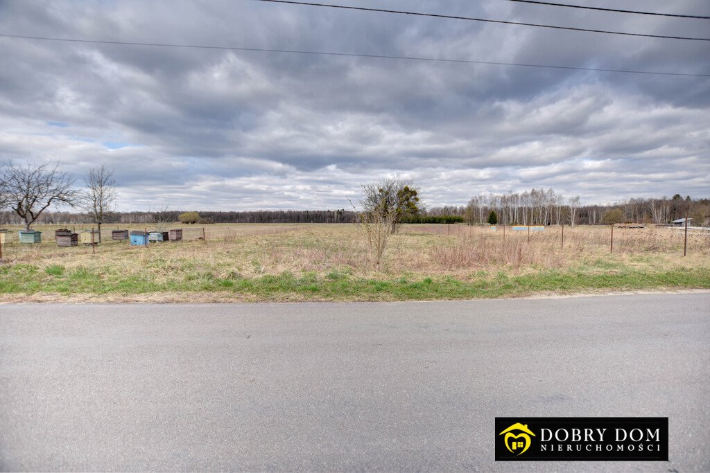 Na sprzedaż działka 3300 m² w Budach z mediami i możliwością podziału Budy  3 300m2 Foto 1