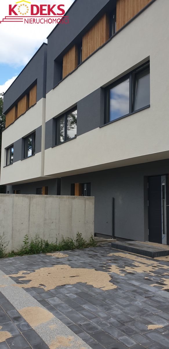 Dom na sprzedaż Legionowo 70m2 Foto 1 Dom na sprzedaż Legionowo 70m2 Foto 1