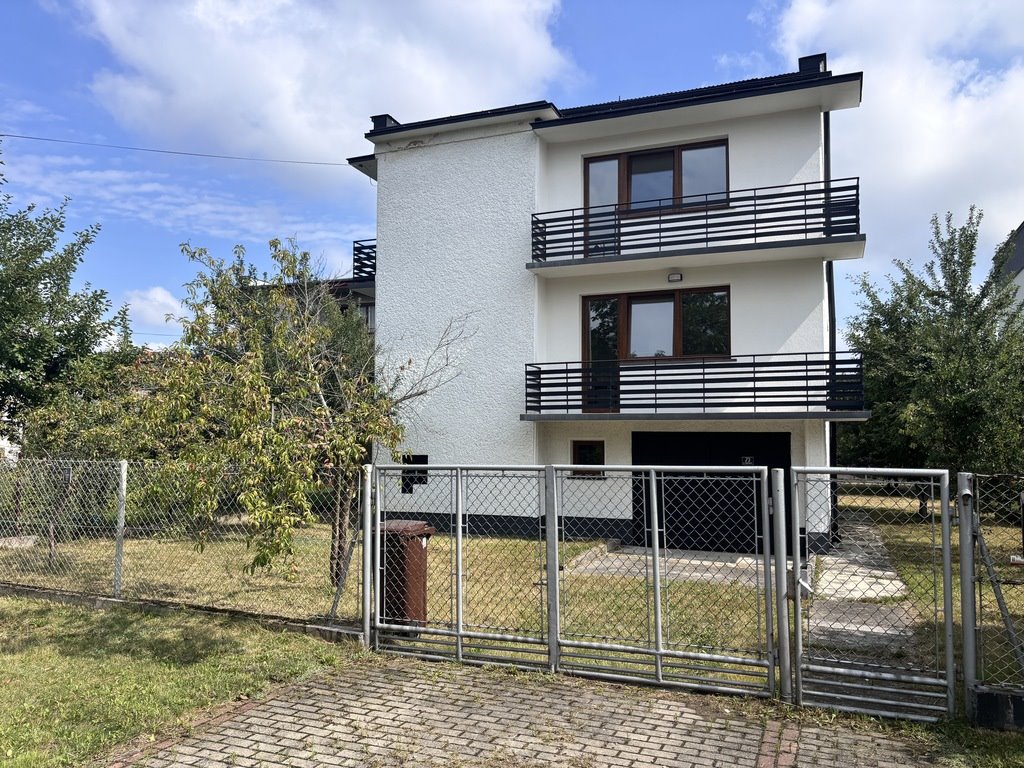 Zapraszam do obejrzenia domu 110 m² z balkonami i garażem w Tarnowie Tarnów  110m2 Foto 1