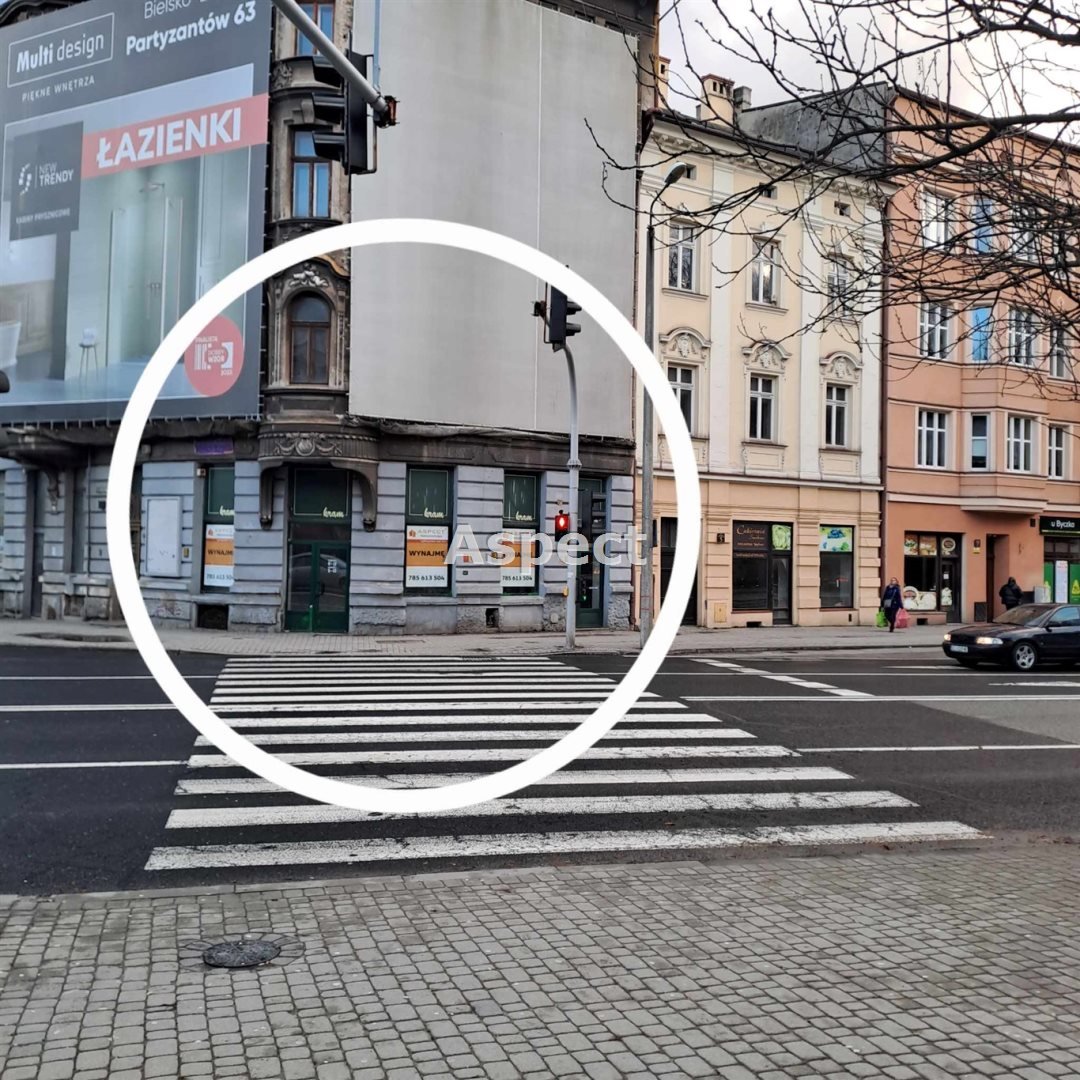 Lokal usługowy w centrum Bielska-Bała, 50 m2, duży ruch Bielsko-Biała, Śródmieście Bielsko  50m2 Foto 1