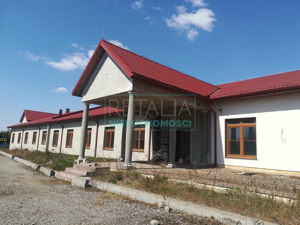 Obiekt 2360m² na sprzedaż – hotel, sala weselna, produkcja Grodzisk Mazowiecki  2 360m2 Foto 1