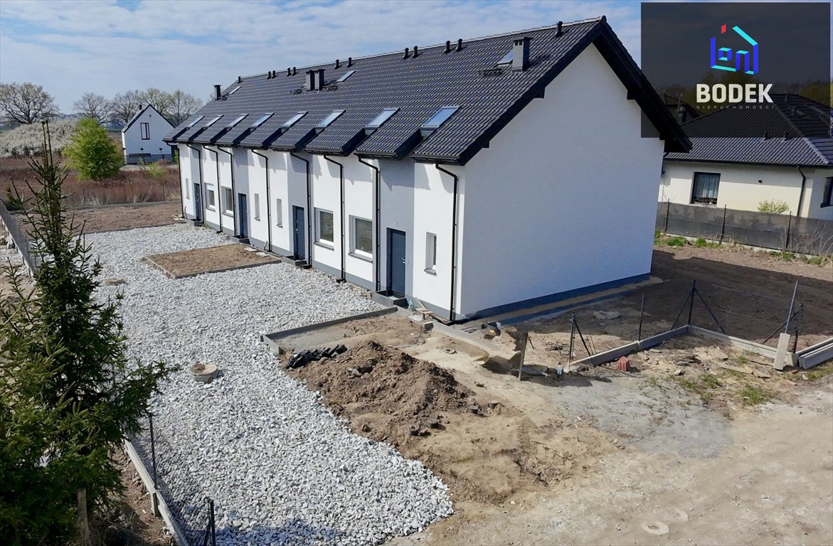 Nowoczesny dom szeregowy 88,7 m2 z ogrodem i pełnym wyposażeniem Kiełczówek, Kiełczówek, Herbaciana  89m2 Foto 1