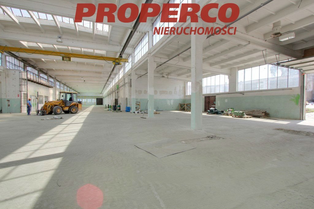 Hala 1143 m² z suwnicą, biurem i placem w Kielcach Kielce  1 143m2 Foto 1